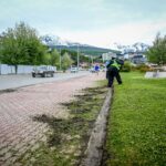 USHUAIA : PERSONAL DEL MUNICIPIO  REALIZÓ TRABAJOS DE PUESTA EN VALOR DEL PASEO DE LAS ROSAS