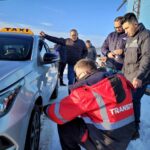 TOLHUIN : El Municipio  trabaja junto a la Cooperativa de Taxis en el marco del Operativo Invierno 2025