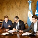 EL GOBIERNO INICIÓ EL PROCESO FORMAL DE ACUERDO CON YPF PARA EL TRASPASO DE SU ACTIVIDAD EN LA PROVINCIA