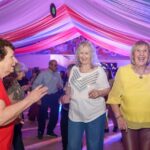 MATINÉ +60 LLEGA A TOLHUIN: UNA NOCHE DE BAILE, ENCUENTRO Y ALEGRÍA PARA LAS PERSONAS MAYORES
