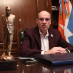 Blanco: “Reuniones militares secretas con el Reino Unido y una base de EE.UU. en Ushuaia serían un acto de traición a la patria”.