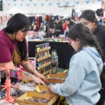 SE REALIZÓ EN RÍO GRANDE UNA NUEVA EDICIÓN DE “FERIANTES DEL FIN DEL MUNDO” EN EL MES DE LAS MATERNIDADES