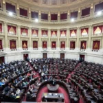 ATENCIÓN : NOTA COPIADA DEL PARLAMENTARIO .COM. SI TIENES UN TIEMPITO LÉELO …..” La mayoría de los ausentes”