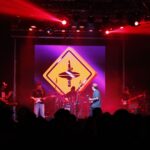 USHUAIA : VECINOS Y VECINAS DISFRUTARON DE LA NOCHE DE INDIE, REGGAE Y SKA EN EL CENTRO CULTURAL ESTHER FADUL