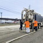 USHUAIA : LA MUNICIPALIDAD REALIZA TAREAS PREVENTIVAS Y DE MANTENIMIENTO EN EL SISTEMA PLUVIAL DE LA CIUDAD