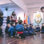 USHUAIA : CHICOS Y CHICAS VISITARON LA XIX MUESTRA DEL LIBERTADOR SAN MARTÍN